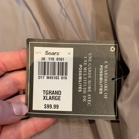 Trench Coat with removable hood - Picture 3 of 4